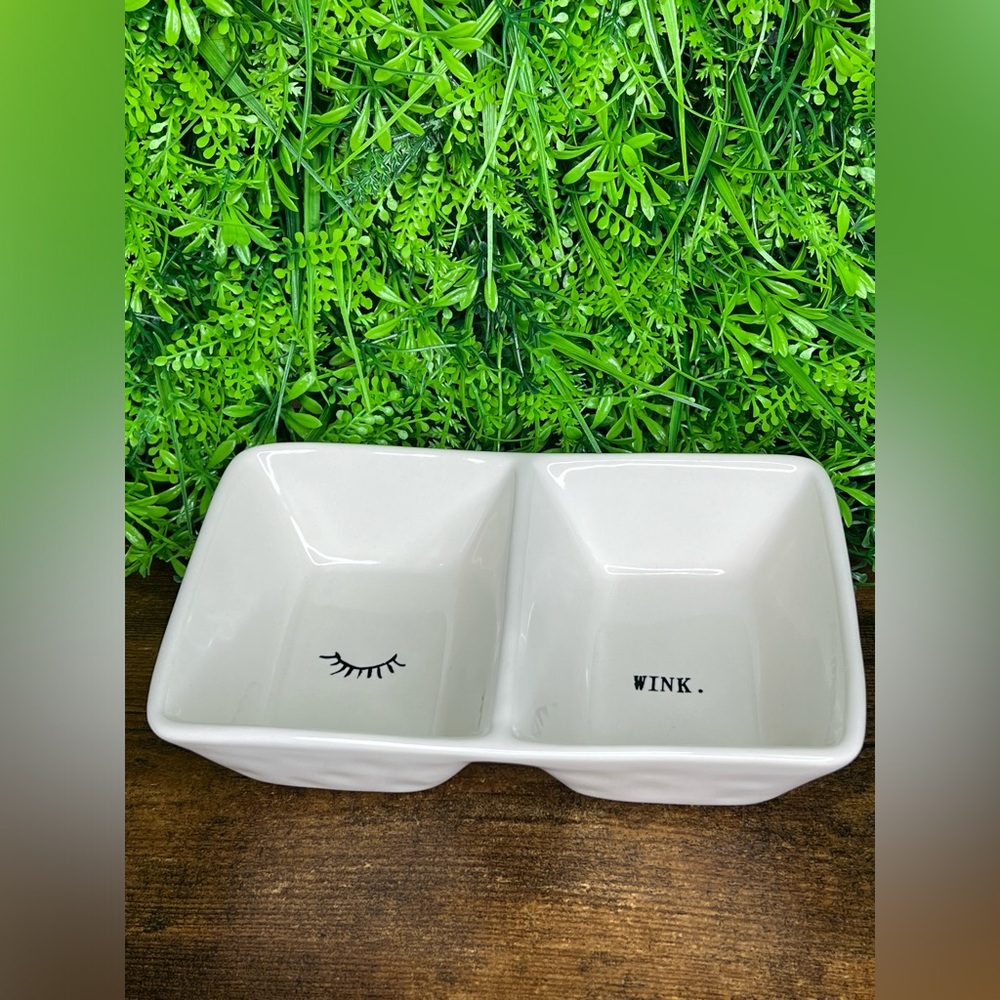 Rae Dunn Wink Dish